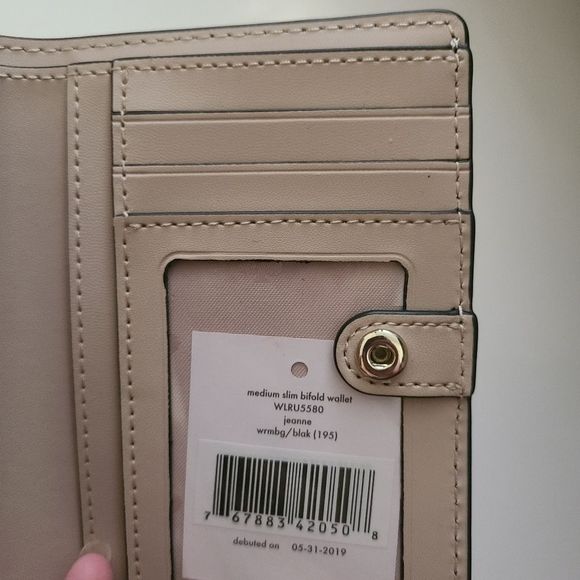 kate Spade Jeanne Medium Bifold Slim Wallet - Picture 4 of 7